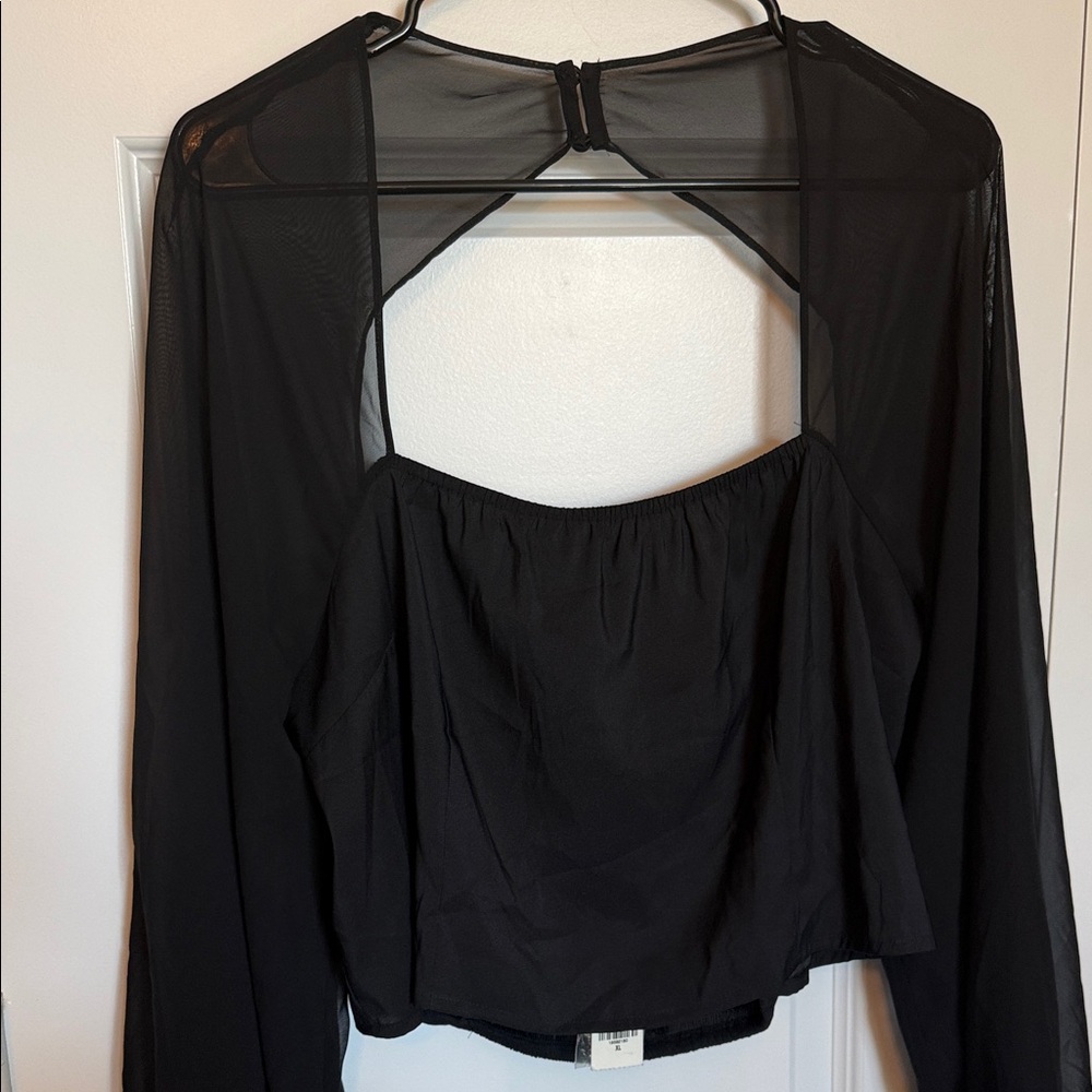 NWT Express Black Long Sleeve Cropped Blouse Sz XL - Picture 2 of 8